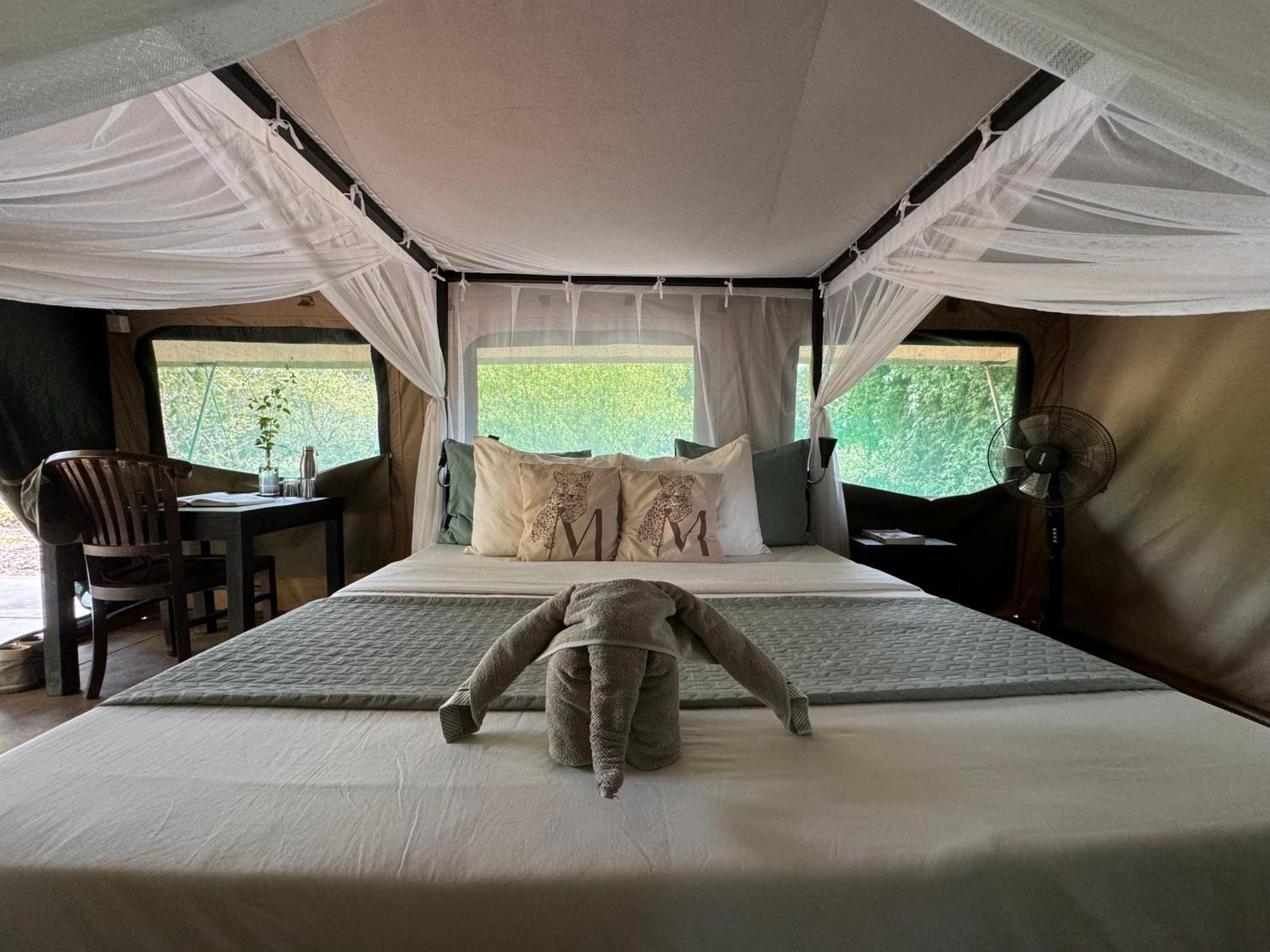 Msandile River Lodge Kakumbi Bagian luar foto