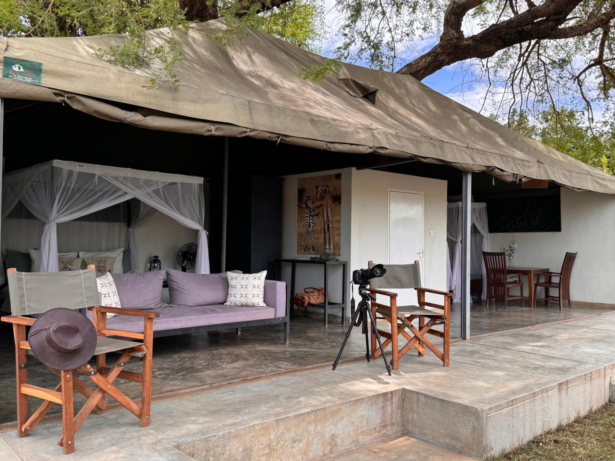 Msandile River Lodge Kakumbi Bagian luar foto