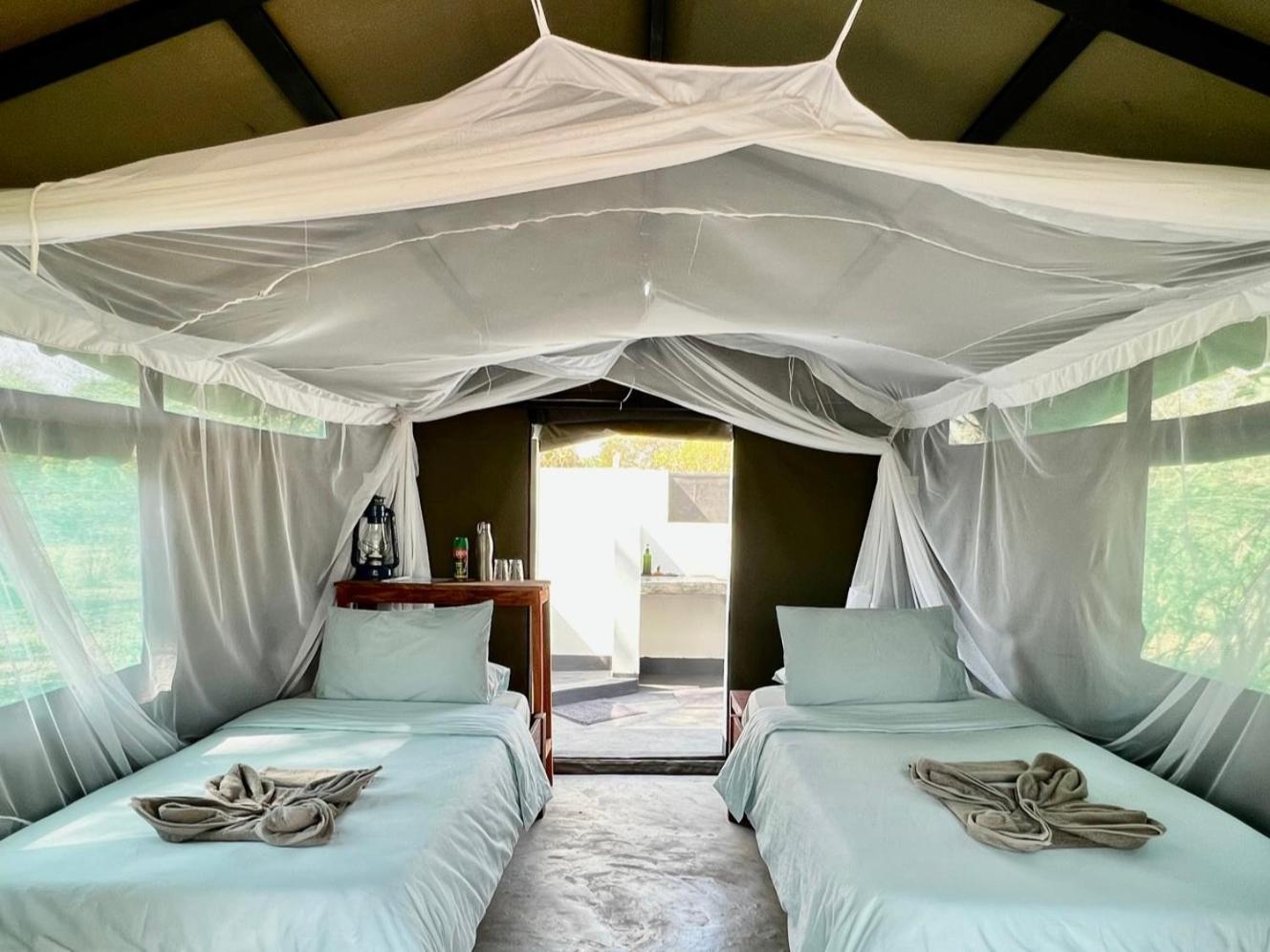 Msandile River Lodge Kakumbi Bagian luar foto